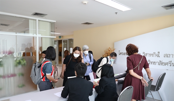 ภาพบรรยากาศการจัดโครงการพัฒนาศักยภาพการวิจัย R2R ภาคทฤษฎี