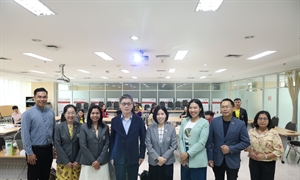 ภาพบรรยากาศการจัดโครงการ “การประเมินผล การยกระดับวิชาชีพผู้ประเมินผลลัพธ์ทางสังคมสู่การรับรองระดับผู้เชี่ยวชาญ (SROI) และการตรวจรับรองผลการประเมินตามหลักมาตรฐานสากล”