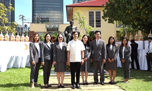 สปว ร่วมวางพานพุ่มเนื่องในโอกาสวันสถาปนาคณะศึกษาศาสตร์ ครบรอบ 77 ปี และวันศาสตราจารย์ ดร.สาโรช บัวศรี