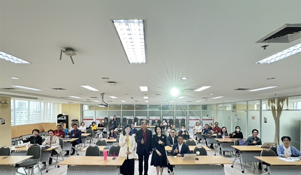 ภาพบรรยายกาศโครงการอบรมเชิงปฏิบัติการ “เตรียมความพร้อมนักวิจัยสำหรับการจัดตั้ง Holding Company”